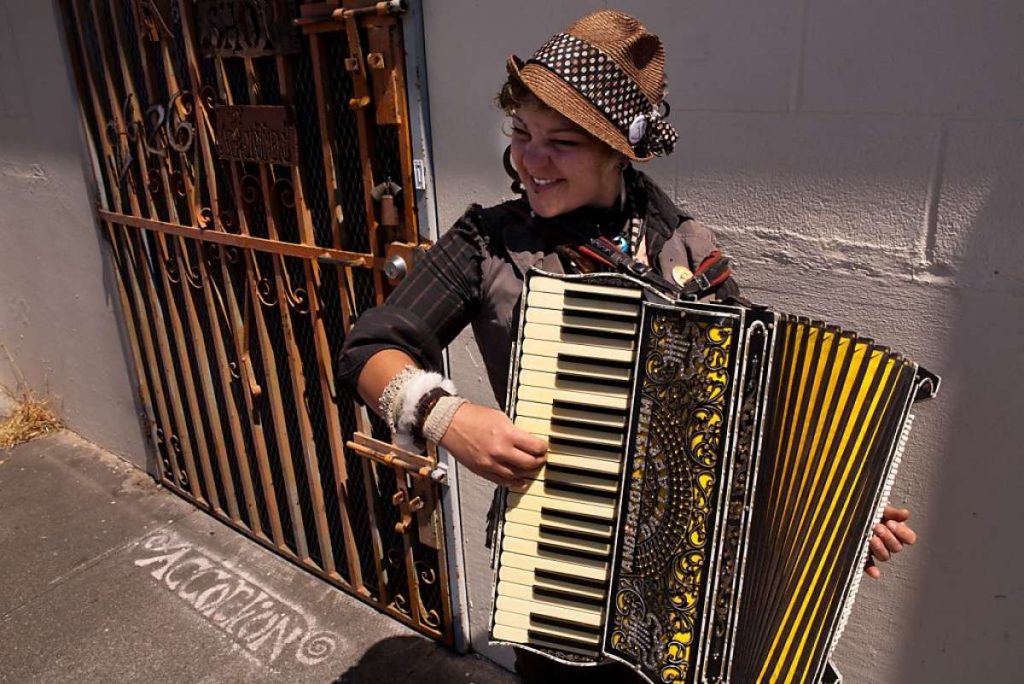 accordions is the music